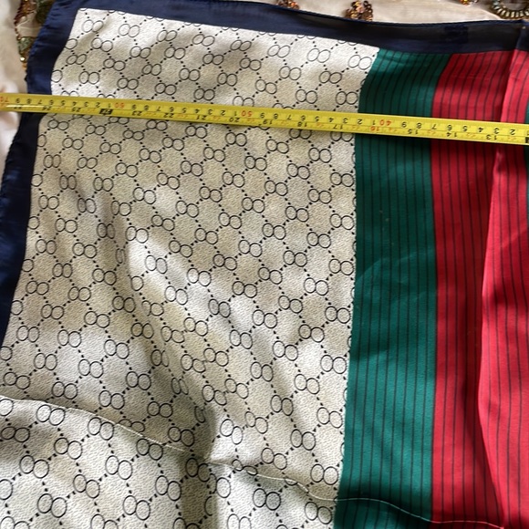 Stylish Square Scarf Thin Silky Satin - Picture 4 of 4